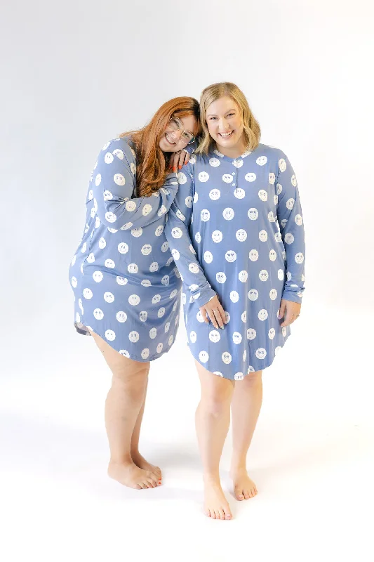 women's pajamas for those who love to dreamLadies Henley Nightgown - Smile