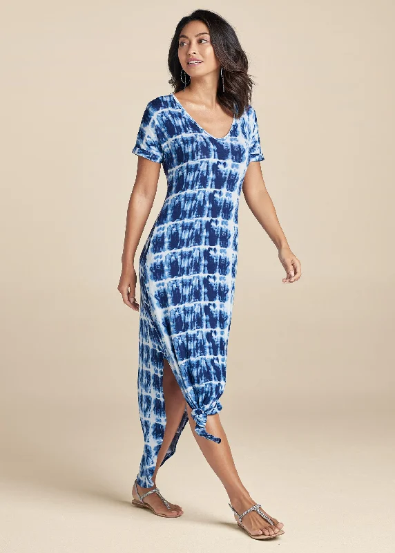 Women's Asymmetrical DressesCasual T-Shirt Maxi Dress - Navy Multi