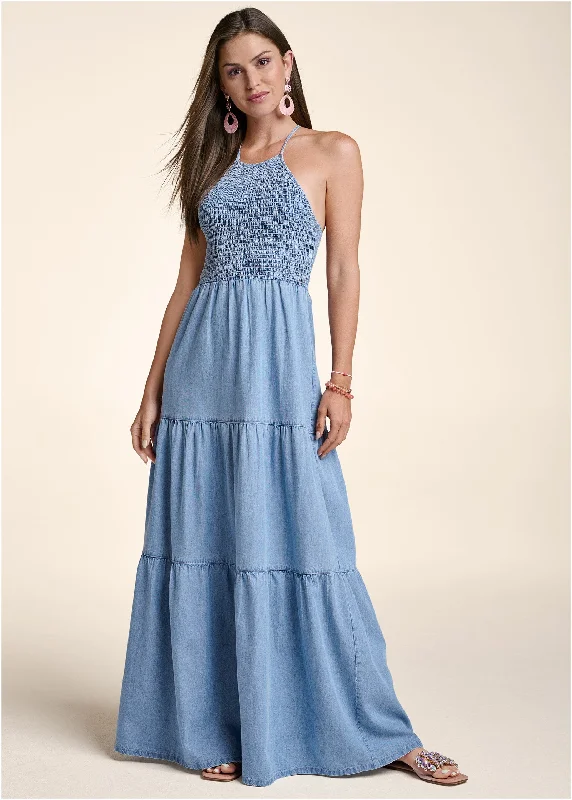 Women's Pencil DressesSmocked Chambray Maxi Dress - Light Wash