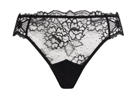 seamless lace panties for a smooth look under clothesSUBLIME EN DENTELLE Slip