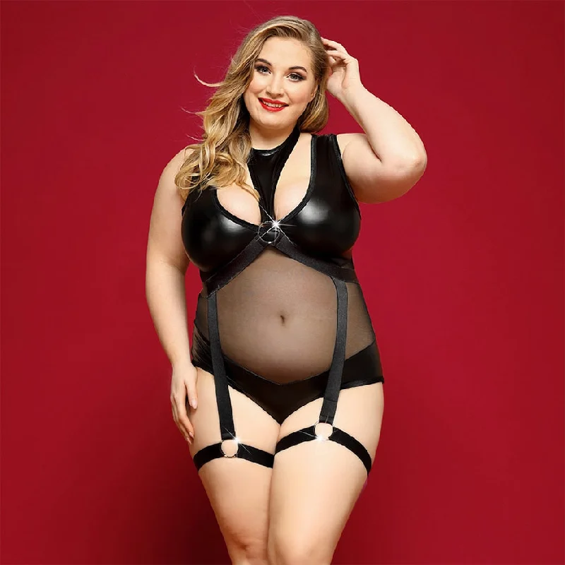 plus-size high-waisted panties with a full-coverage designhigh-waisted shapewear with silicone strips for gripJada