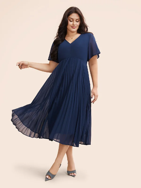 Women's V-Back DressesSolid Chiffon Pleated Ruffle Sleeve Dress