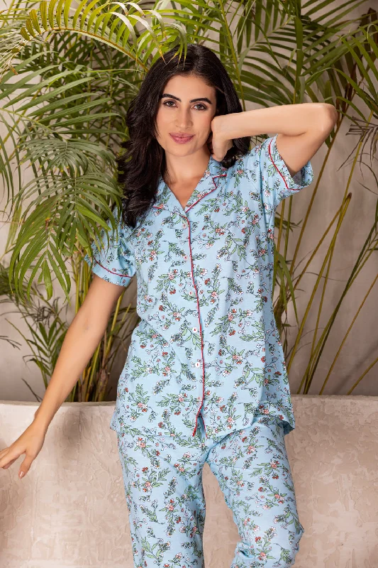 women's pajamas for those who seek ultimate relaxationFloral classic collar in cotton