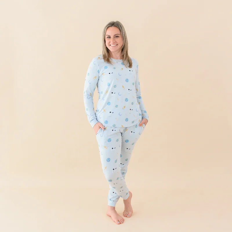 women's pajamas with a sophisticated eleganceWomen's Jogger Pajama Set in Ice Space